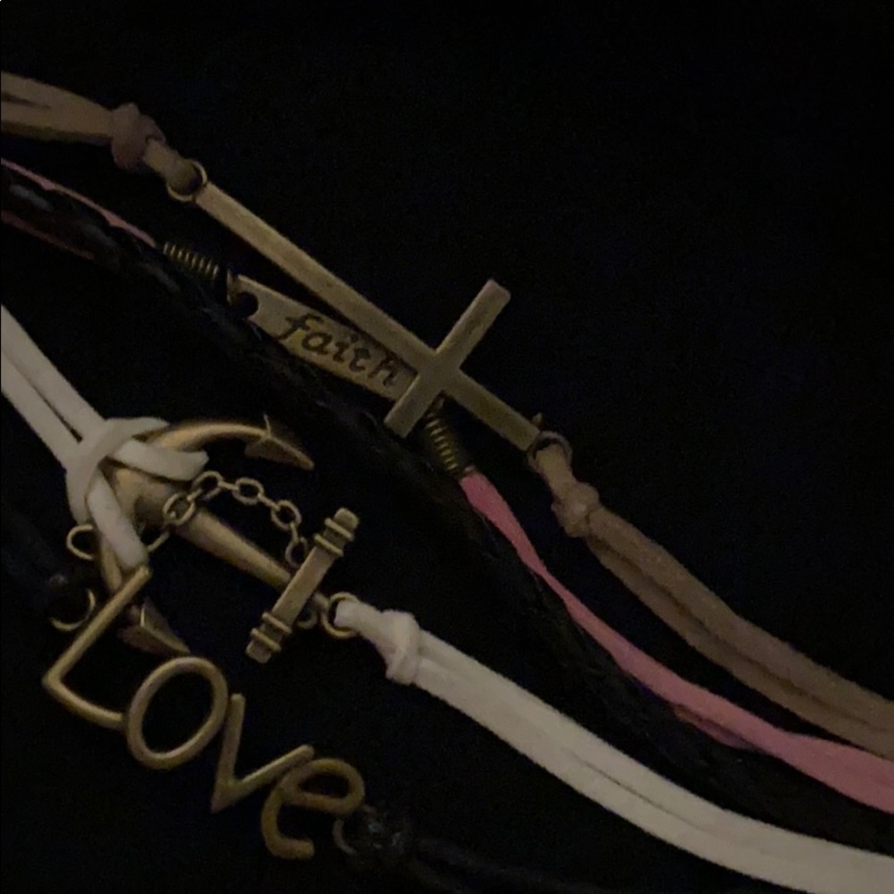 Clip bracelet